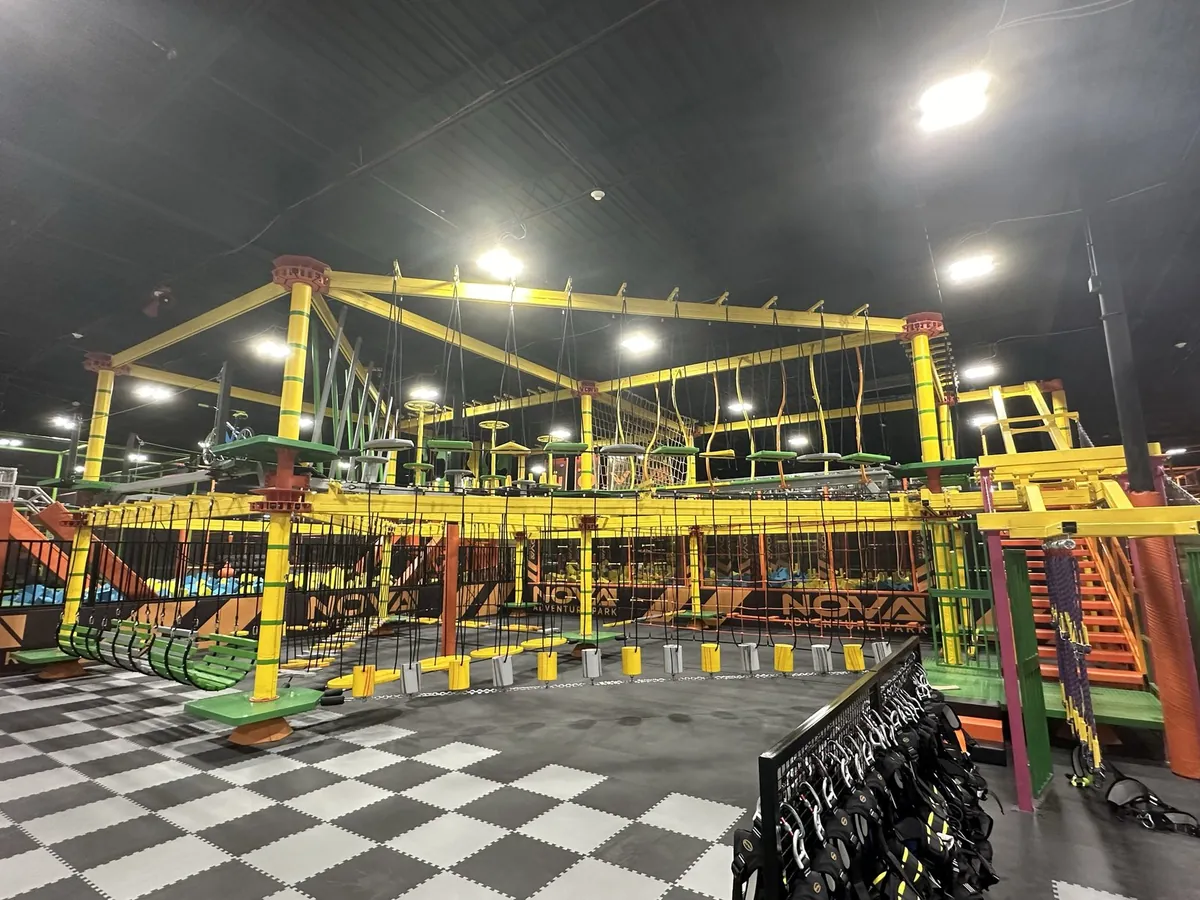 Circuito de cuerdas en Nova Adventure Park